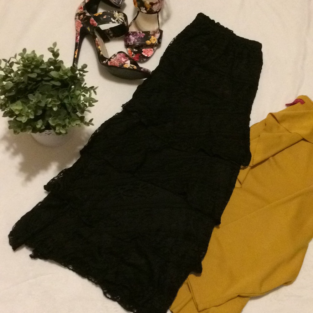 Ruffled Lace Skirt